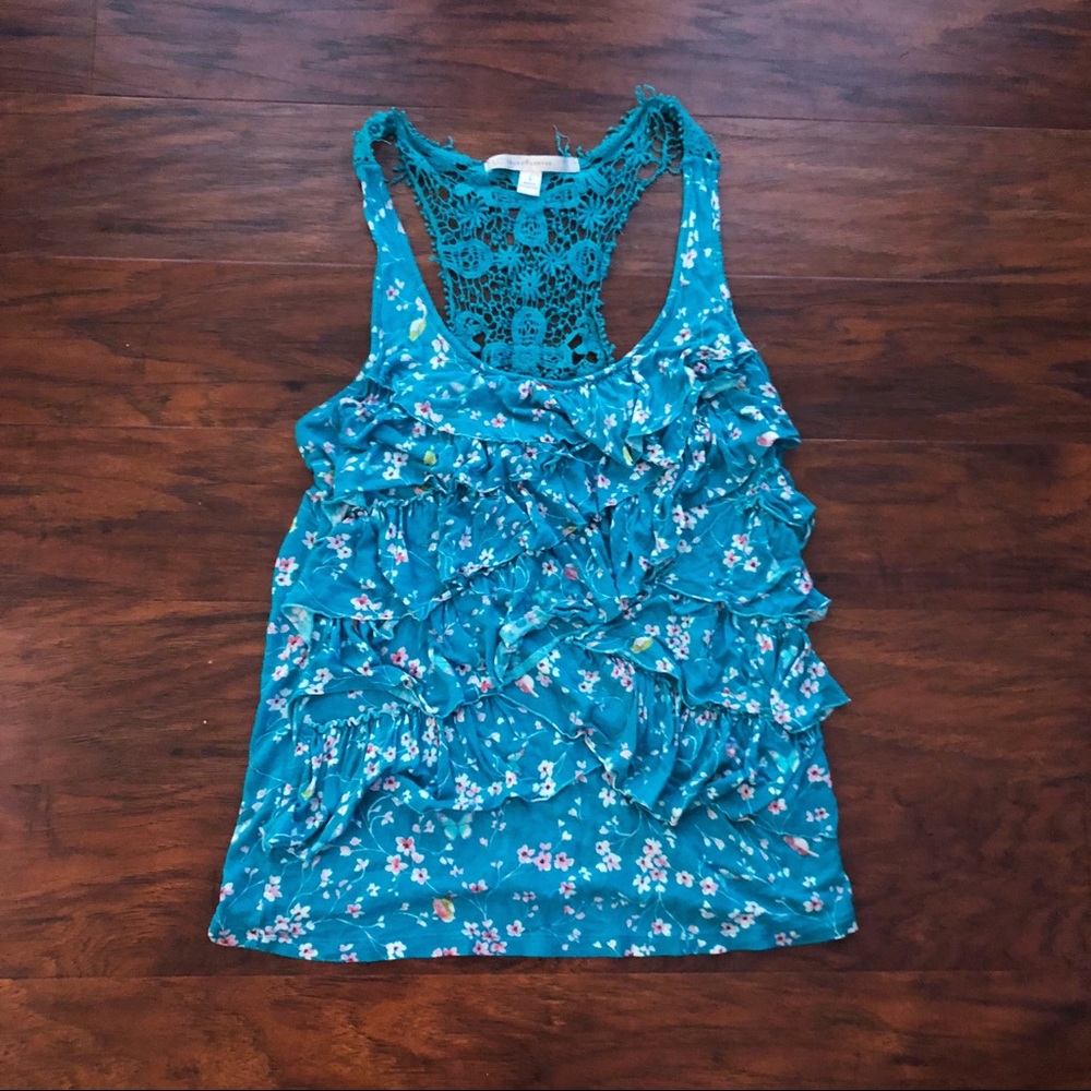| LC | Ruffles Tank Top - Picture 1 of 3